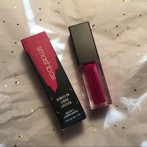 NWT Smashbox Liquid Lipstick - Shockaholic